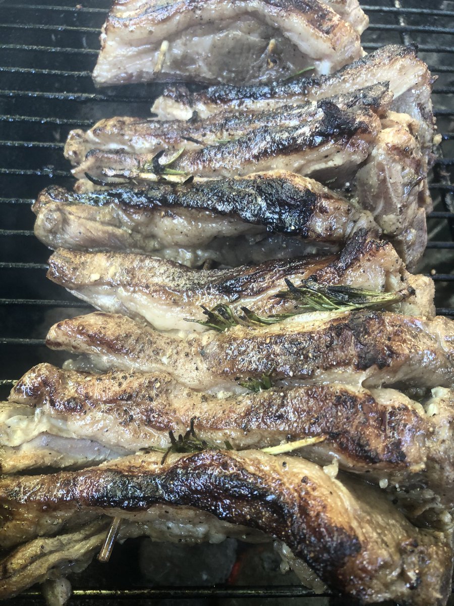 chrishofmeyr's tweet photo. Sometimes all that a braai needs is quality karoo tjoppies #ratemybraai https://t.co/CjVT00njVd