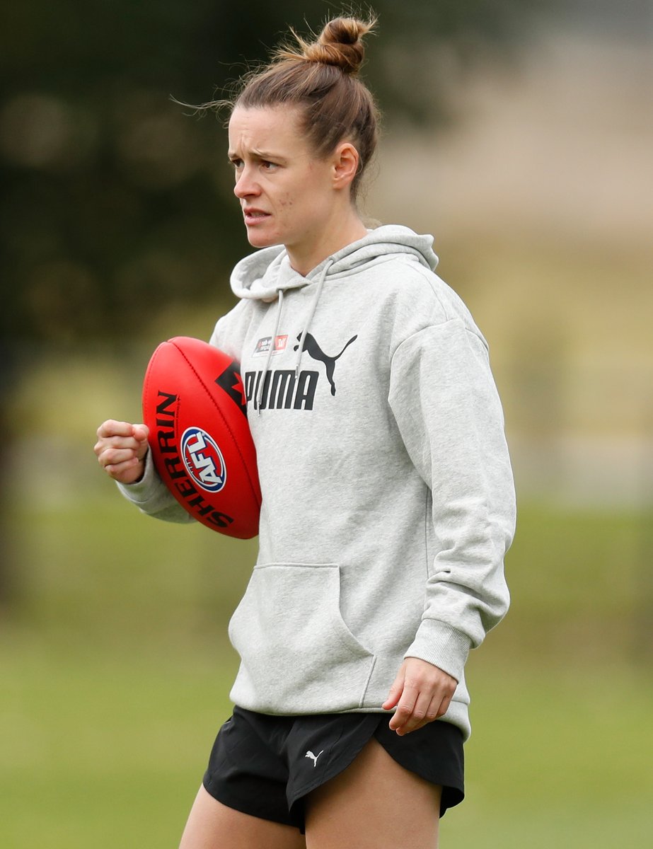 Always kicking coaching goals is, <a href="/AliciaEva2/">Alicia Eva</a>.

Alicia has become the first female coach to join the NAB <a href="/AFL/">AFL</a> Academy coaching panel.

#AFLW