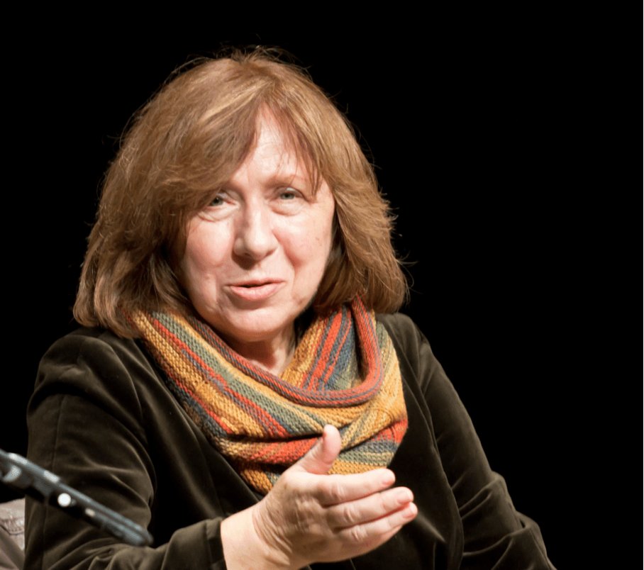 Tonight during our online event @ 7pm, <a href="/VUBrussel/">VUB</a> &amp; <a href="/ULBruxelles/">Université libre de Bruxelles</a> will award the Doctor Honoris Causa to Ms Svetlana Alexievich, an investigative journalist, essayist and oral historian.
#DD21 #WorldPressFreedomDay #womenbreakingthenews #DoctorHonorisCausa #womenjournalists
