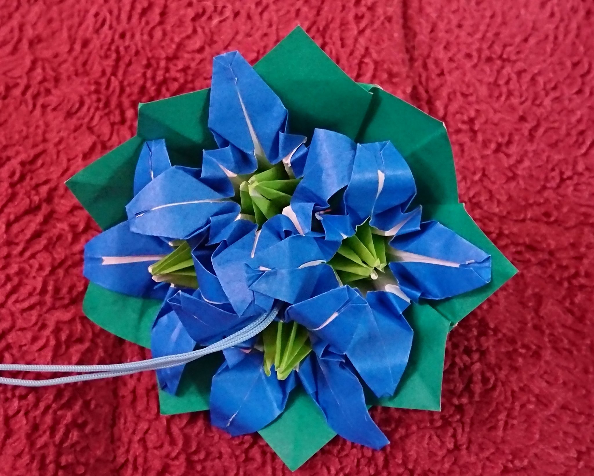 Jyun ペンタスとりんどう 作りました 折り紙 りんどう ペンタス くすだま折りの花 T Co 6e7kypjqph Twitter