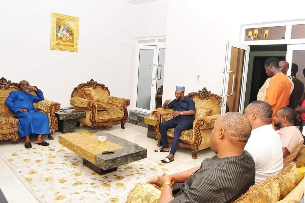 LuckyAiyedatiwa's tweet photo. Yesterday I received my brother and Kogi State counterpart, @ed_onoja Edward David Onoja and his entourage in my residence in Akure yesterday. https://t.co/R9wSIDNB15