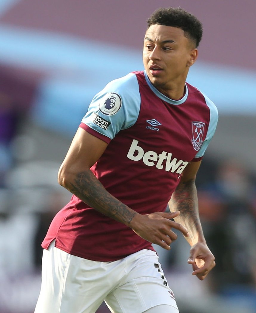 FootyCentralX's tweet image. If Jesse Lingard scores ANYTIME against Burnley tonight, we&apos;ll giveaway a PlayStation 5 console to a lucky fan 🔥

Simply RT &amp;amp; follow us to enter 👈
We&apos;ll pick a winner after the match on our Twitter account. Good luck