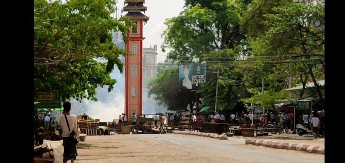 SpringBago's tweet photo. In #WatLat,#Sagaing region, due to brutal shooting of military terrorists, 3 residents were dead and at least 7 injured.
Source- Khin Thit Media
Tw// blood
#May3Coup #WhatsHappeningInMyanmar https://t.co/an1E1LBW4r
