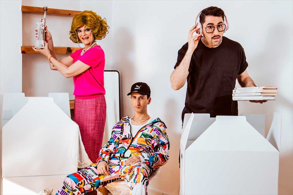 RECOMENDACIÓN - Pisazo!🗣️🎭
El <a href="/teatrolara/">Teatro Lara</a> estrena la nueva propuesta de <a href="/Es_Montgomery/">Montgomery</a> y nuestra compañera <a href="/miss_cultura/">Miss_Cultura</a> nos lo cuenta 👉bit.ly/3ecaU32
"Una comedia de casualidades, muy pícara y directa, altavoz sutil contra el abuso de precios, alquileres"