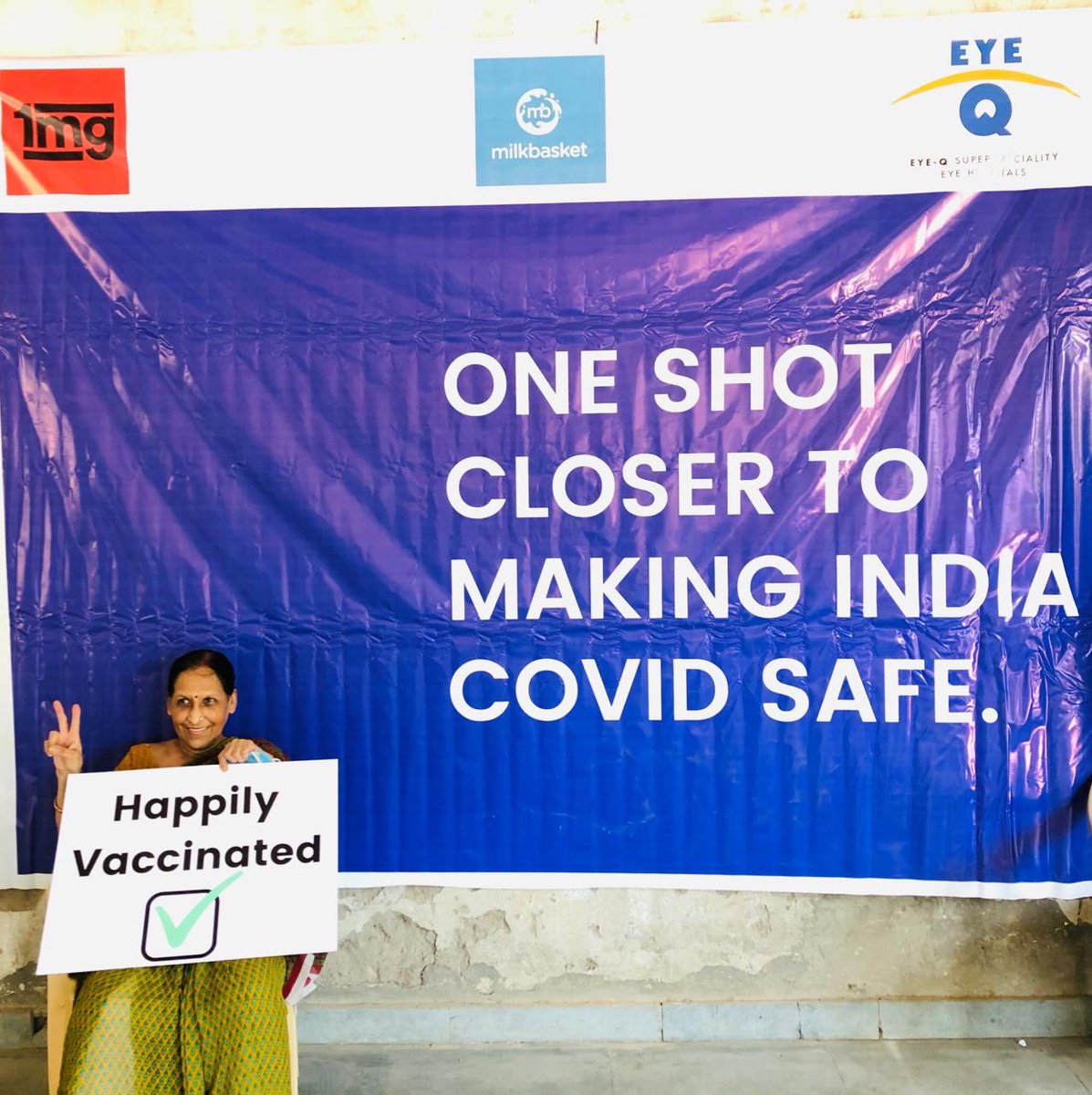 1mgOfficial's tweet image. A glimpse of the COVID-19 vaccination camps organized by 1mg for RWAs and corporates across cities.
Stay tuned as we gear up for nationwide vaccination for 18+ over the next few months!

#1mg #BringingCareToHealth #RWAVaccination #Covid19