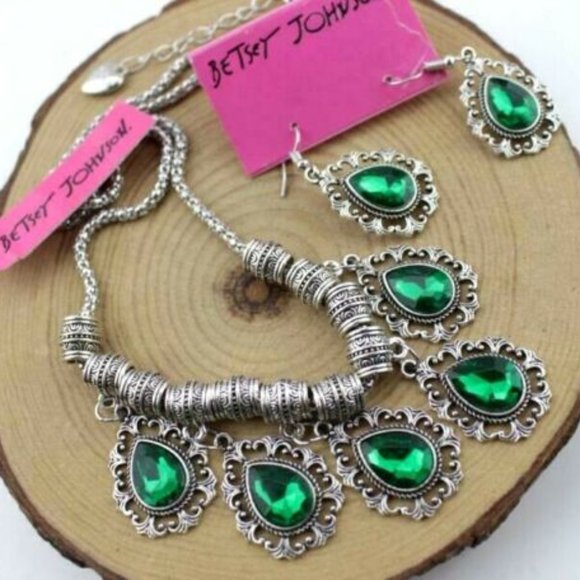 Phyllis Ross tweet media