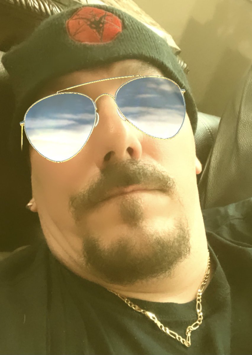 Tommy Gunn tweet media