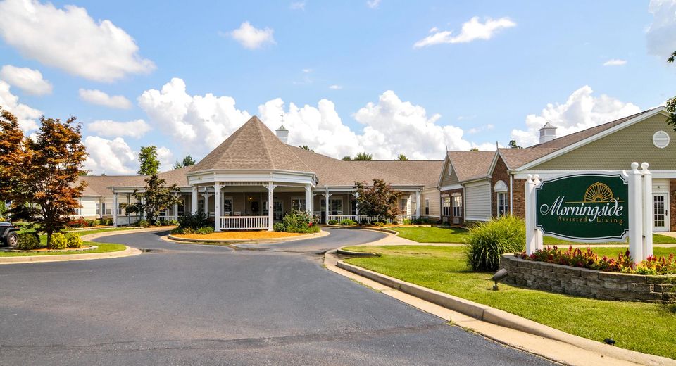 Morningside of Paducah Assisted Living offers assisted living apartments and short stays for seniors with specialized needs, and an award-winning Alzheimer’s care program! Morningside of Paducah is located at 1700 Elmdale Road. For more information, call 
270-534-9173!