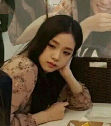 rojenlichu's tweet photo. #blınksgoingtojailparty
#ArmysGoingToJailParty 
#staysgoingtojailparty 
Fandomlarini hapisten nasil kurtaracağını düşünürken 
Jisoo,Namjoon ve Bangchan: https://t.co/0OucArPSrv