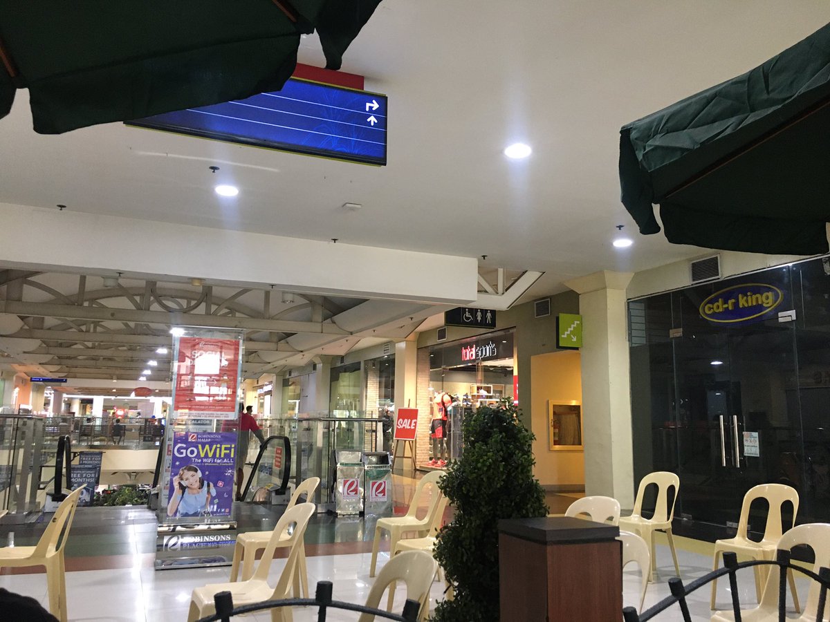 seldomboyy's tweet photo. Quick da. Rob, Coffee station #alter #alterbacolod #alterbcd #alterilinggo https://t.co/xPpXUnn4TT