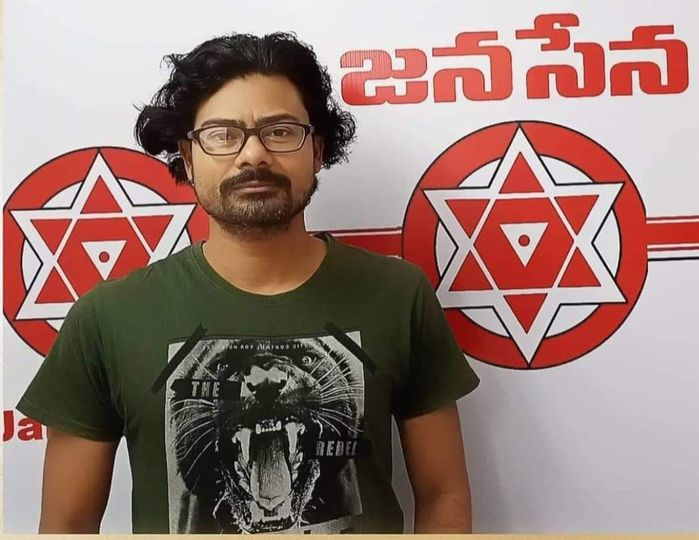 NamrathNam's tweet photo. Jai Janasena.. Jai BJP..
#herosunisith #sunisith ~ Sunisith The Hero Via Fb 😳 https://t.co/HMRQHcTEfO