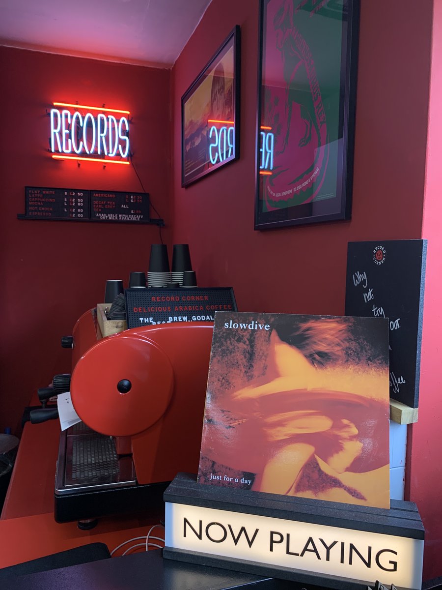 recordcorneruk's tweet image. Now playing ‘Just For A Day’ by Slowdive, full of hypnotic, swirling guitars and vocals. Slowdive’s debut LP released in 1991.

Buy now - recordcorner.co.uk/slowdivebrjust…

Or call us to click and collect - +44 (0)1483 422006

#slowdive #justforaday #recordcorner