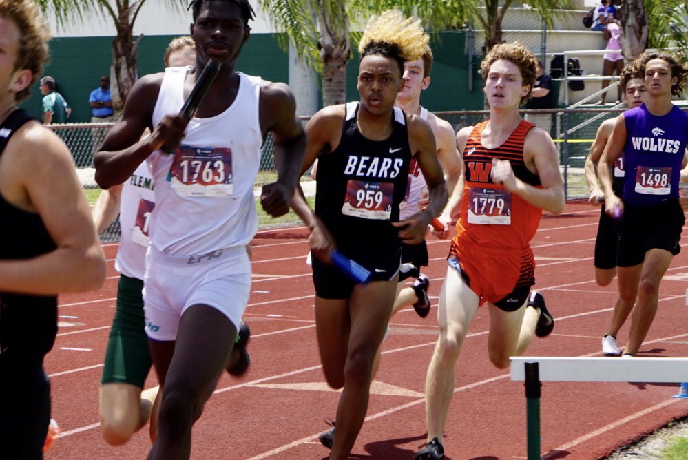 BTXCTrack's tweet image. Regional Championship Recap| 3️⃣ Wins| 8️⃣ Top 4 Finishes| 1️⃣0️⃣ PR’s| 2️⃣0️⃣ Bears move into BTHS TOP 🔟 marks! @flrunners @bt_athletics @fhsaa #ROD #finishonE #GoBears