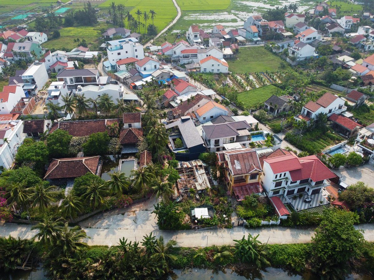 lopedetoledo's tweet photo. La importancia de un buen patio en arquitectura.
[House in Hoi An, Lequang Architects] https://t.co/HX18sl2zQk