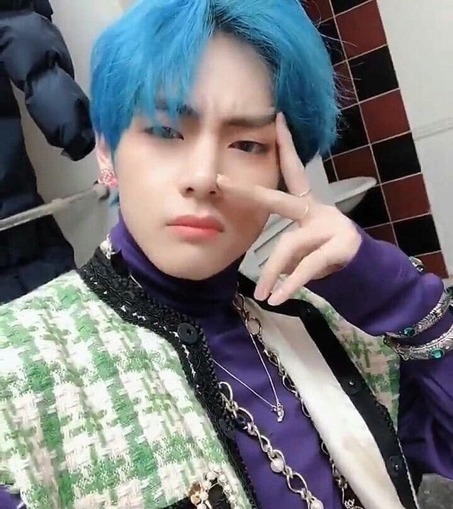 taehyung pics⚡️ tweet media