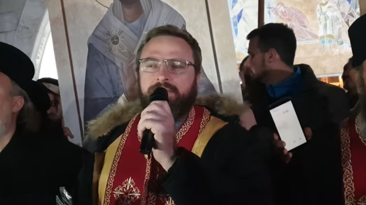 "Na ontološkom planu, ono je podsjećanje na moral, na to da neka norma, među ljudima, mora da postoji, da nas lik Svetog Save obavezuje i ka prošlosti i ka sadašnjosti i ka budućnosti. Drugi razlog je onaj političke prirode: