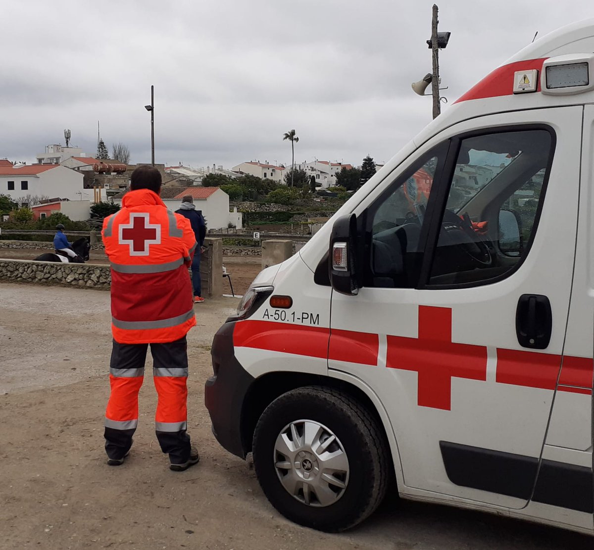 CreuRojaBalears's tweet photo. Cap de setmana amb molta feina per als nostres equips preventius a Menorca i Mallorca!
📸:
-Cursa Camí Reial
-Triattló Son Bou
-V Quart de Marató Maria de la Salut
-Doma Menorquina
#SortQueHiSou, voluntariat https://t.co/P5rPsXTgO1