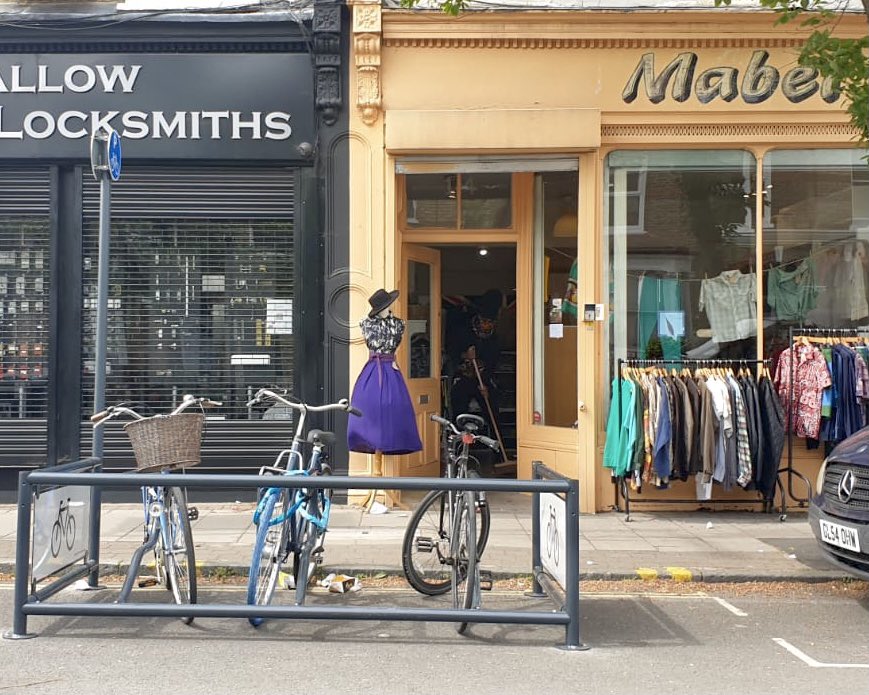 EdstnStreets's tweet photo. Nice to see the new bike parking by the shops on Melbourne Grove being well used #SupportLocalBusinesses https://t.co/nauLjFd1Kt