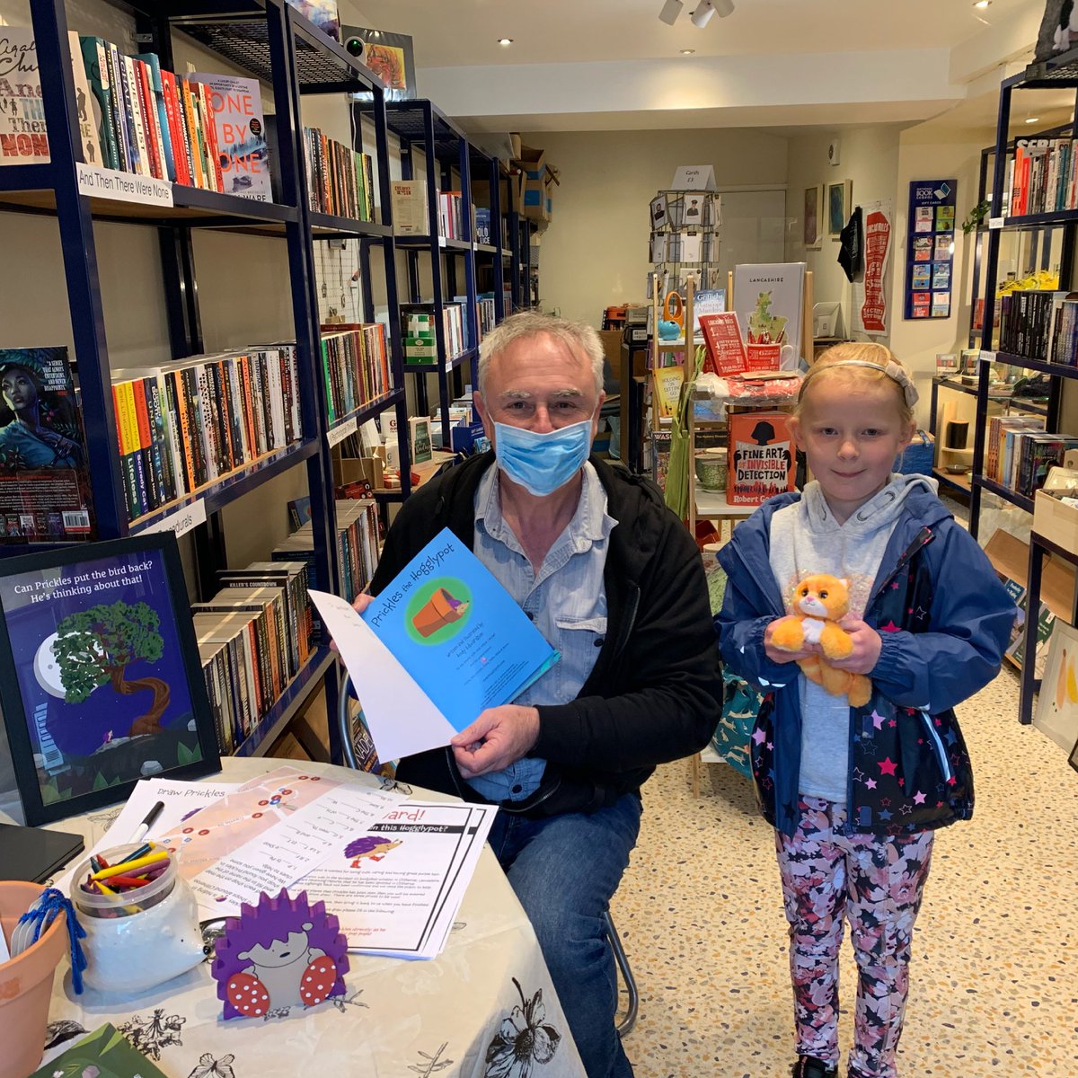 Book signing going well with author Andy Edwardson #hedgehogs #childrensbook #independentbookshop #clitheroe
