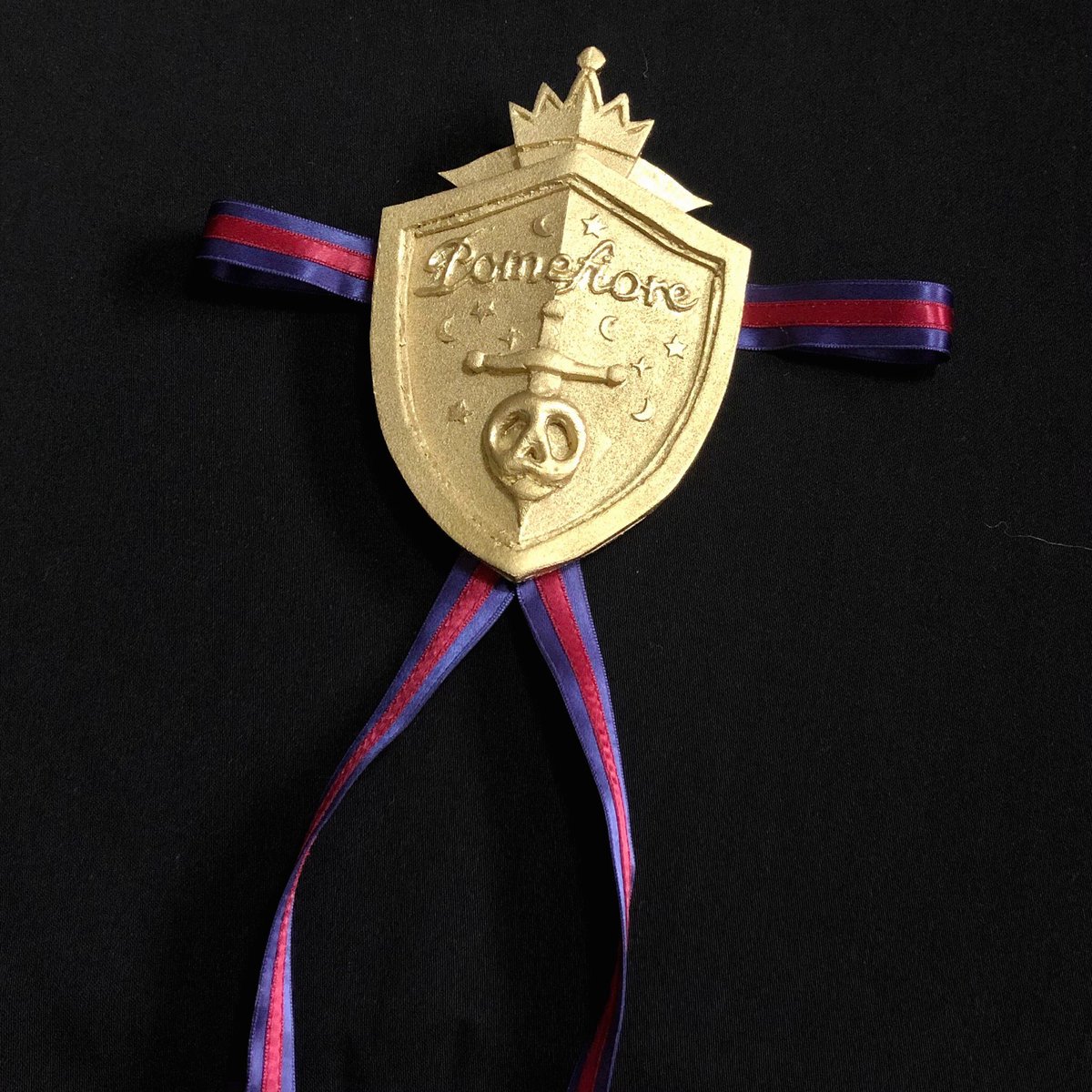 ツイステ ポムフィオーレ 制服 ベスト、マジカルペンパーツ、腕章🍎✨