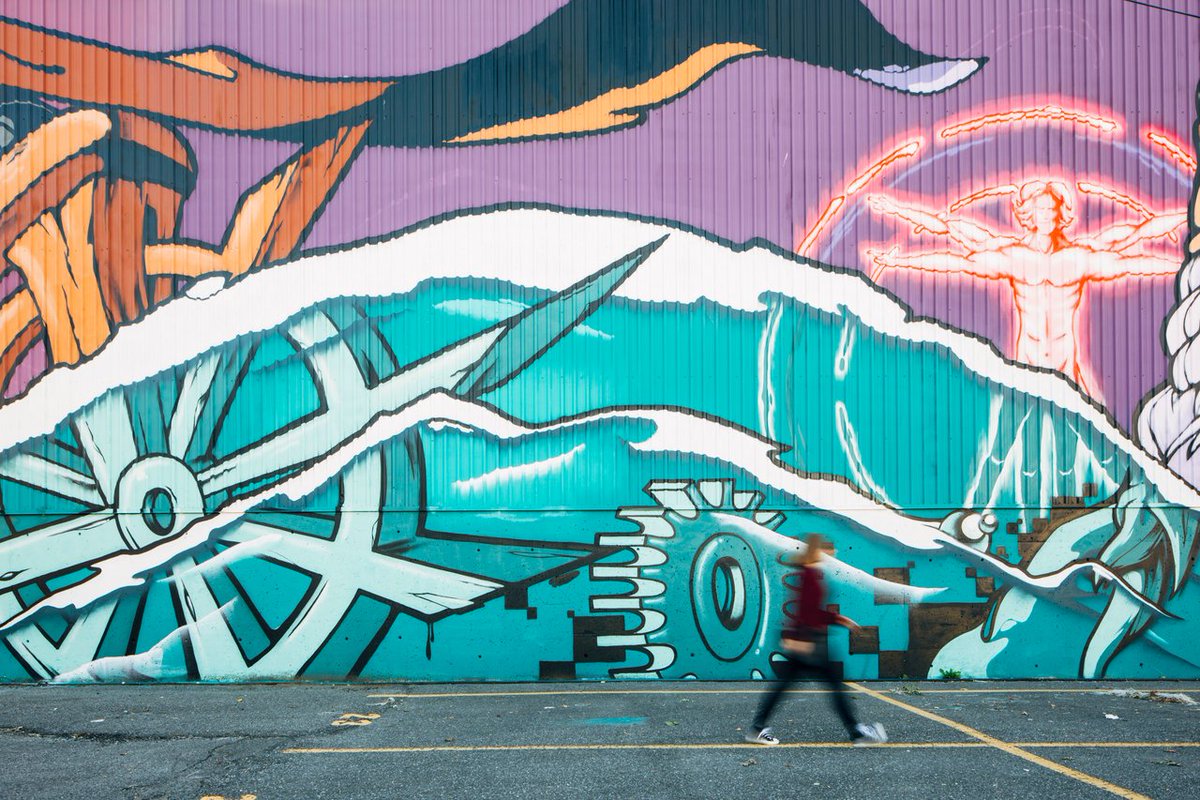Ottawa_Tourism's tweet photo. Heading out for some fresh air? 🚶 Check out @houseofpaint’s guide to Ottawa’s urban street art and explore some of the beautiful art in your neighbourhood! 👉 https://t.co/Qg2O8AI8yw #MyOttawa https://t.co/oraZPaXVco