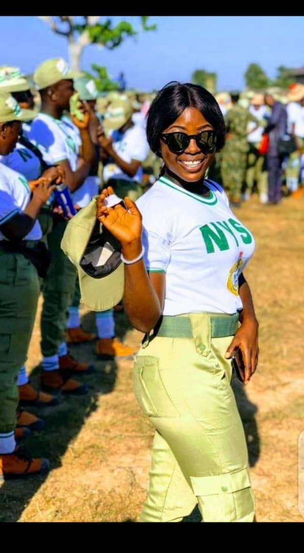 oduFranklin1's tweet photo. what if you are menstruating ! will this animals give U pad!
oh queen ! how do u sleep😭😭😭 are yur hands all tied up? can U even lie down flat and stretch to any position that brings comfort!😭😭!  
I feel your pain and my heart bleeds!   
#FreeQueenAnd9Others
@officialnyscng https://t.co/ZpjddHg9b4