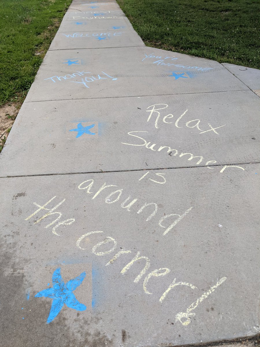 MTCummins's tweet photo. When your Monday morning starts like this at @ChesapeakeHS ❤️

#TEACHERAppreciationWeek2021 https://t.co/sdpchKTZZ8