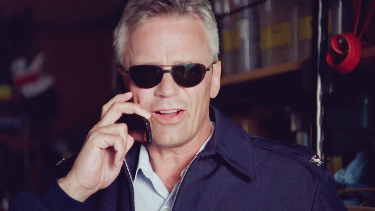 rsundayr's tweet photo. Hi, Sir. Wanna come over &amp; watch me fix my motorcycle? I’ve got beer...

#DailyDistraction #StargateSG1 #WeWantStargate #JackandSam https://t.co/42IMkdxP3h
