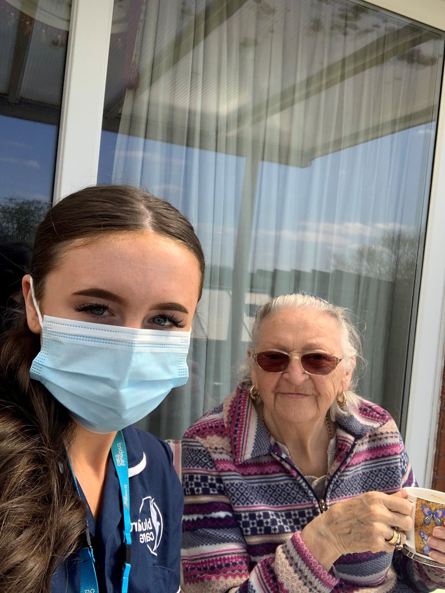 Evie and her very lovely Customer enjoyed their lunch in the sun last week 🌞

If you are interested in a career with us or would like to find out more about the services we offer, visit our website 💙

bluebirdcare.co.uk/stafford

#BluebirdCare #Stafford #LoveToCare #ProudToCare
