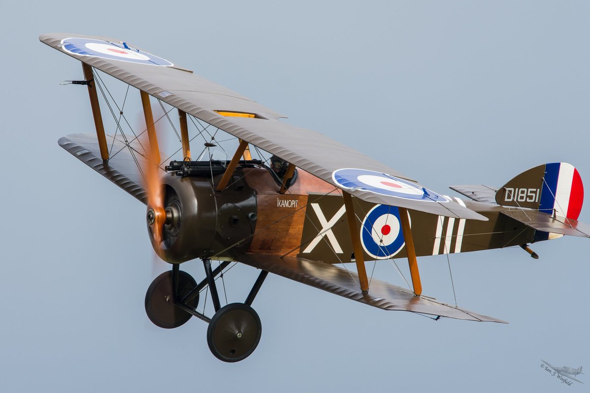 IWinfield1's tweet photo. Nice to be back @ShuttleworthTru for their premiere #airshow, great to see visiting aircraft making the most of an amazing airfield, and meeting old friends! #avgeek #aviationdaily #aviation https://t.co/zpEh6UykoV