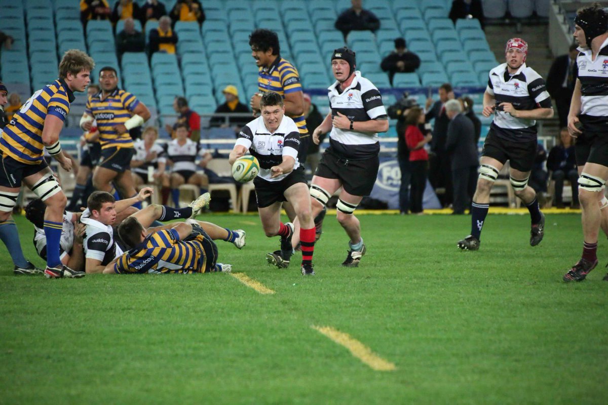 One has another Heino final to look forward to while the other can’t get a game for Monkstown 2s. #LARvLEI