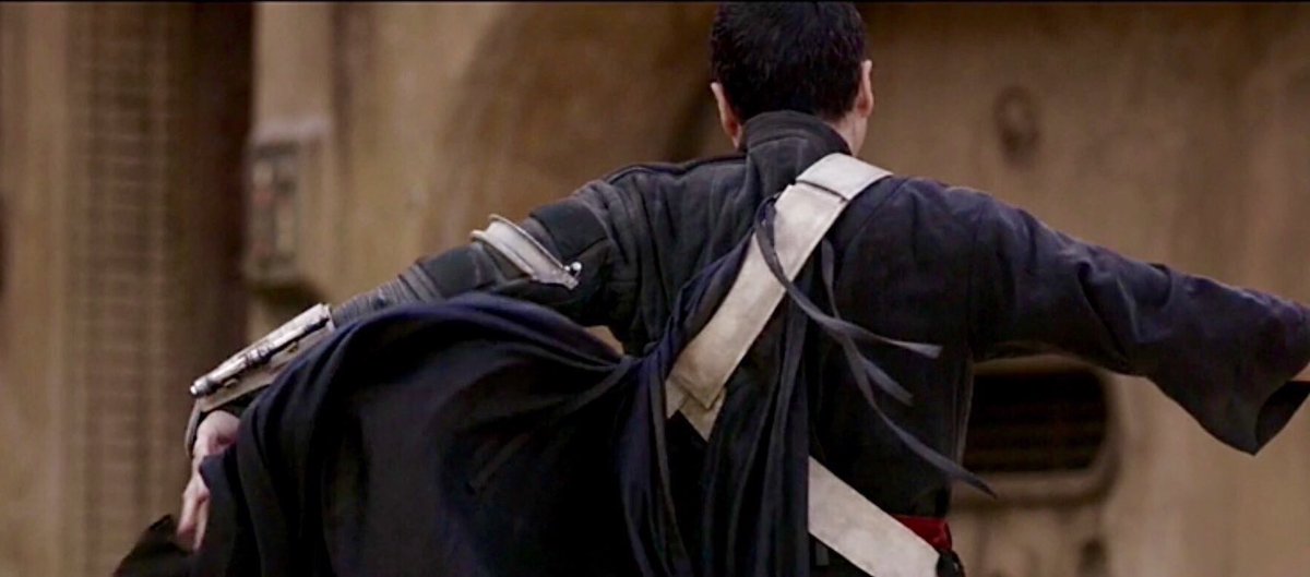 niwaSFfanda's tweet image. ほんと、トルーパーを薙ぎ倒しながら舞うチアルート様、美しすぎる…このシーン、何度コマ送りで見たことか……大好き😭😭😭
 #ローグワン同時上映