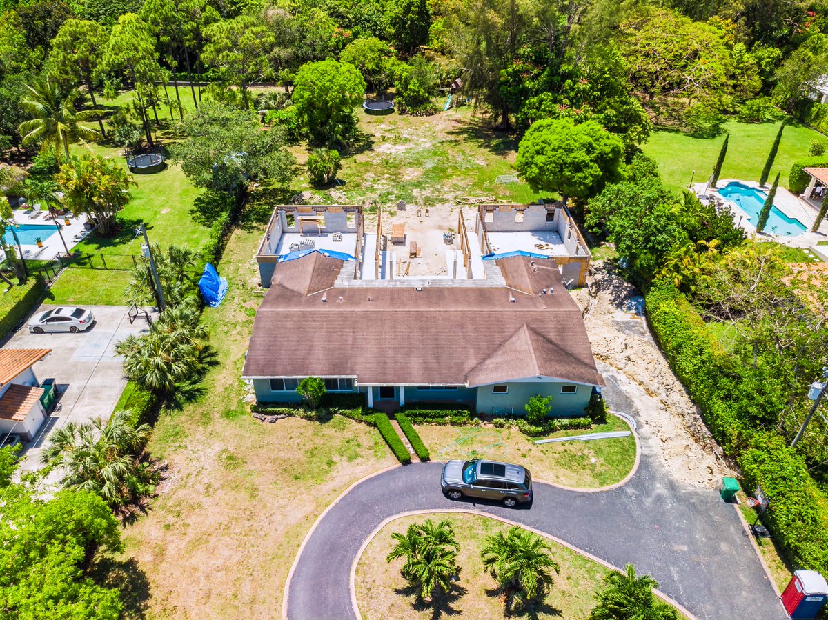 360apex's tweet image. Show potential clients how your construction/renovation team gets the work done. In-action, project progress photos are a great way to impress and build credibility. 
#constructionmiami  #construtionsite #constructionphotography #constructionprogressphotography