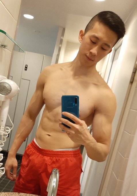 What are your assumptions about me as an adult performer? 🤔🤭 https://t.co/rG9wpx1jNy<a href="/tag/pride2021"class="tags"><span>#pride2021</span></a><a href="/tag/pridemonth2021"class="tags"><span>#pridemonth2021</span></a>