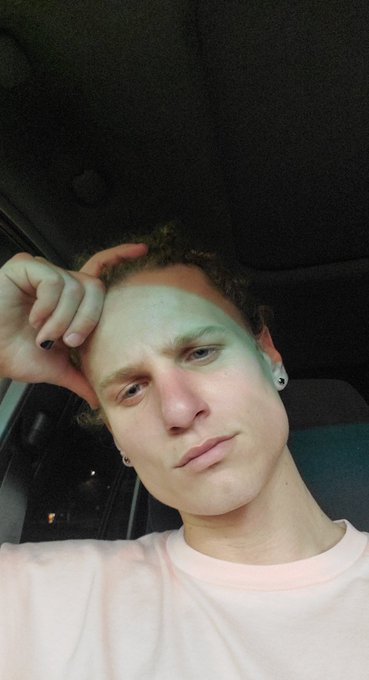 Got the ears pierced 🤠 https://t.co/bHuw2qtB0x