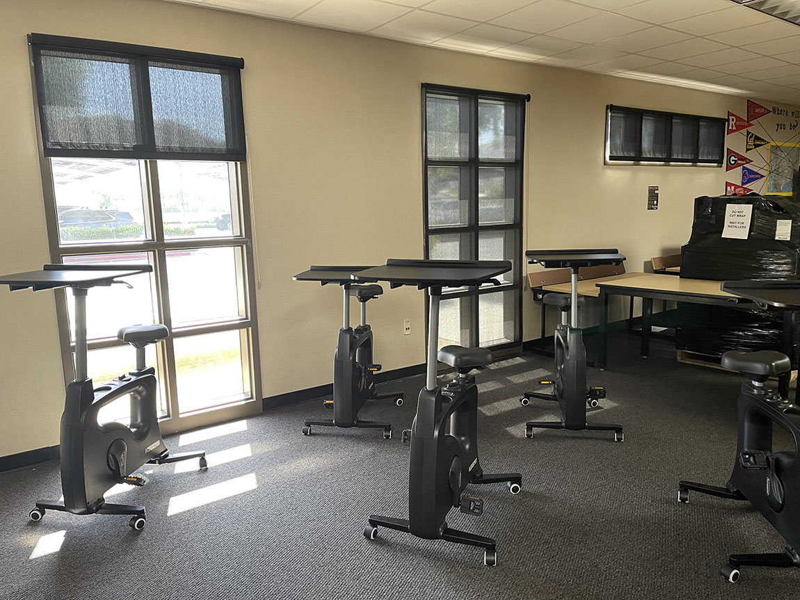 I am beyond proud of the amazing team that we employ at HUSD! Thanks to the innovative work of Kenia Harding, Library Tech at Diamond Valley, Ss have a choice of fun seating options to support #literacy, including fitness equipment!  #HUSDpremier #literacymatters #HemetReads