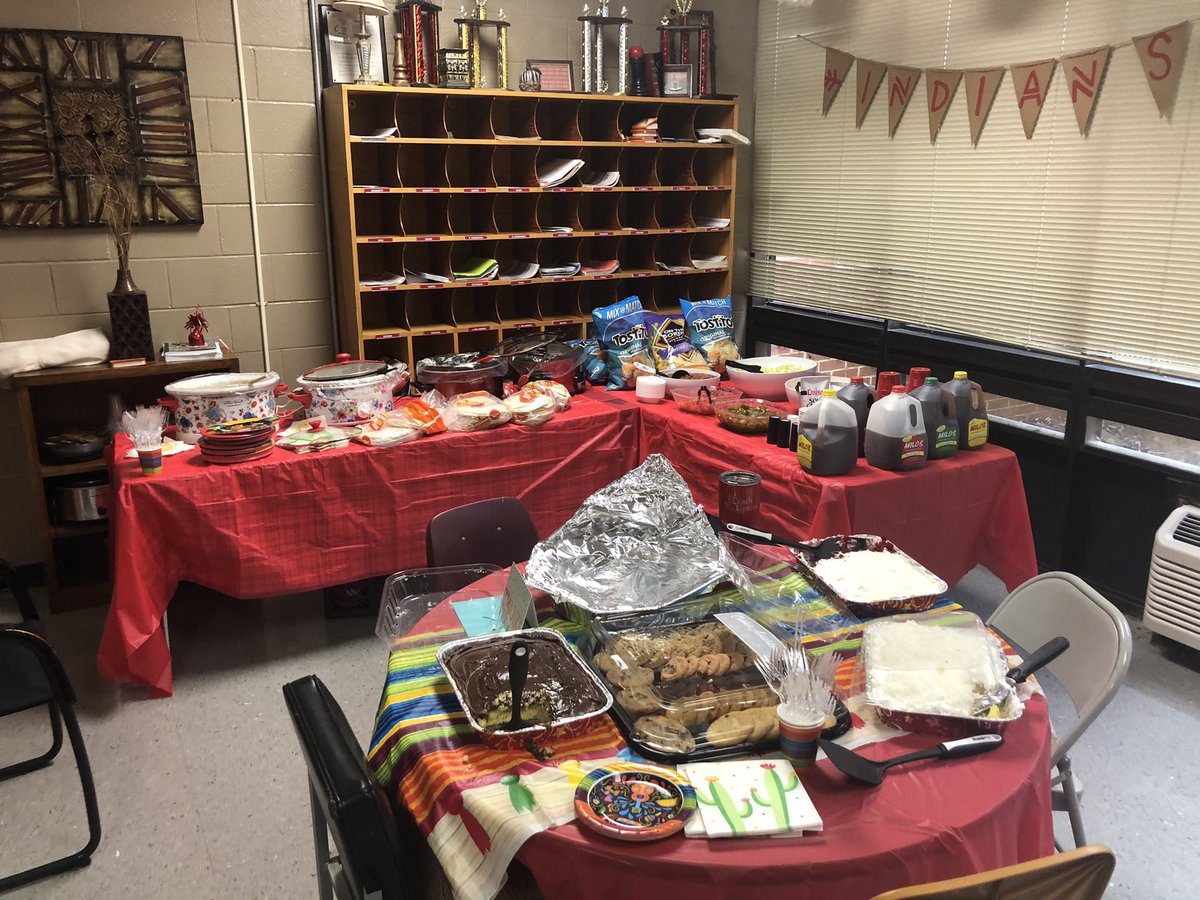 We have such great parents on the Creekbank!!!!#RollTribe