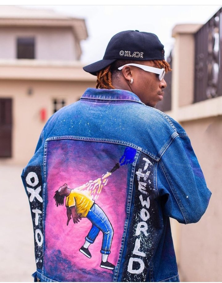 samiwellzc's tweet photo. PLEASE HELP RETWEET. 
Get your hand painted wears from Sami wellz collections and you can get any design of your choice drawn on them. Jean jacket:15k, jean trouser:12k, cap:6k.. TERRY WAYA, Nengi, Marvel, Ghana, Lagos https://t.co/1d4k6YEohw