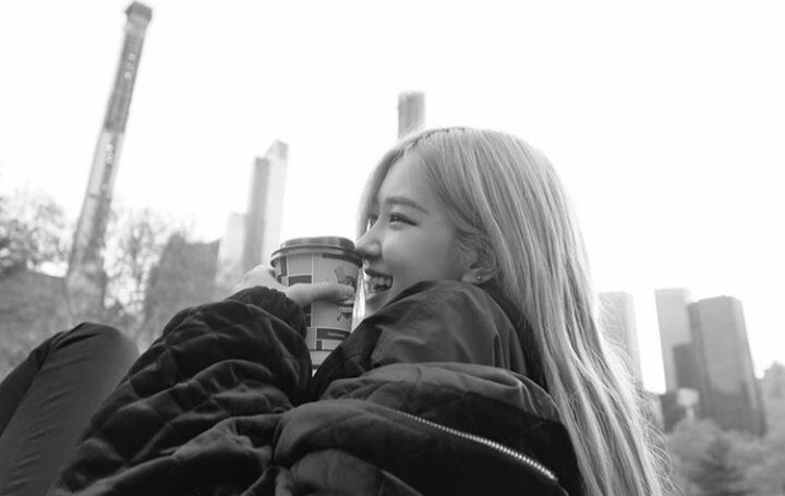 Safira keyylora tweet media