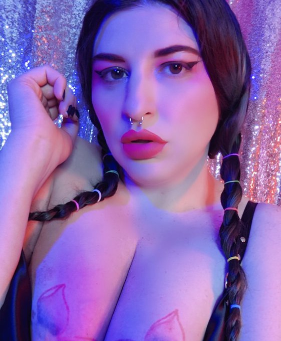 My voice is a virus Infecting the minds of weak subs Once you've heard it, it replicates inside your