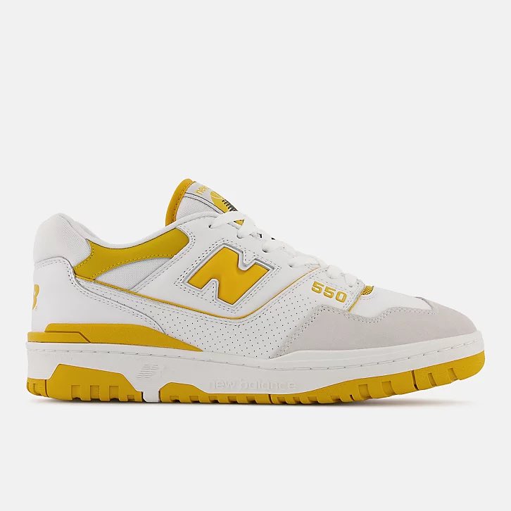 SNKR_TWITR tweet media