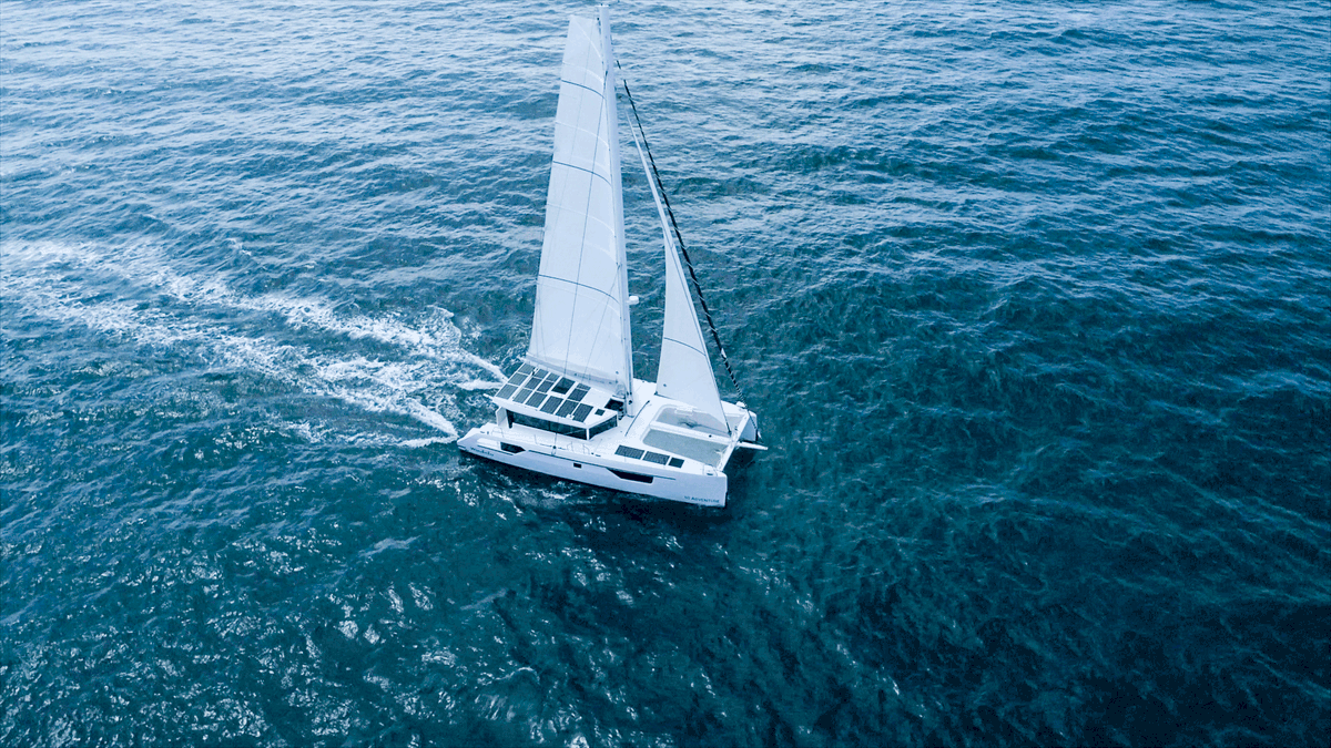 windelocat's tweet photo. The #Windelo50Adventure spotted just off the coast of #Canet-en-Roussillon. Doesn't she look amazing under Mainsail and Code 0 ?
#windelo50 #catamaran #catamaransailing #greensailing #sustainablesailing #circumnavigation #windelocatamarans #multihulls #voile #electricboats https://t.co/1mJMrCPPjj