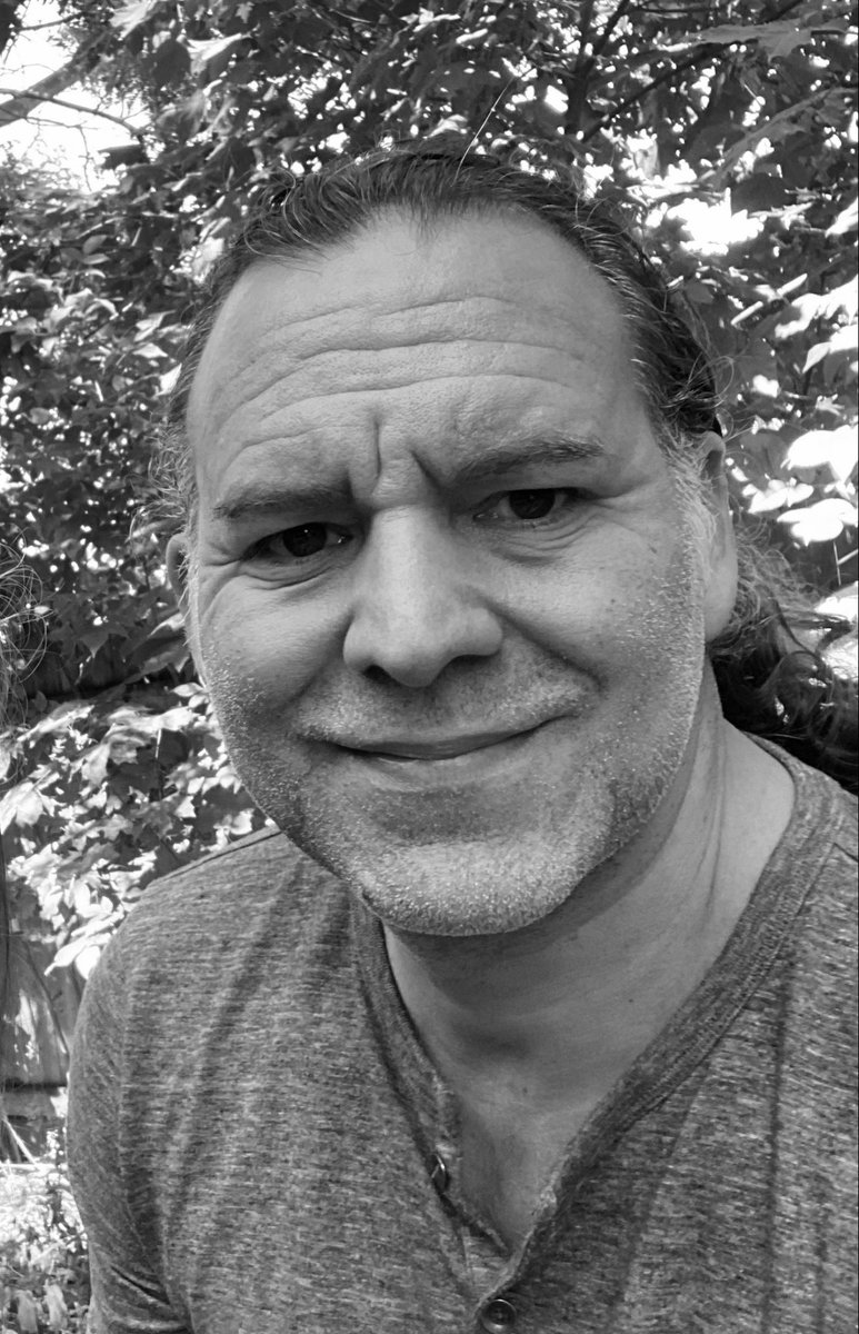 LaurierAlumni's tweet photo. Celebrate the launch of 'Indigenous Healing: Voices of Elders and Healers' with author Dr. Gus Hill (MSW '01, PhD '08) on June 1, the first day of Indigenous History Month

@Laurier @WLUIndigenous @MelStarIreland @jcharltonpub
Learn more &amp; register 👉 https://t.co/PomgjSKB39 https://t.co/MweM5wytQ0