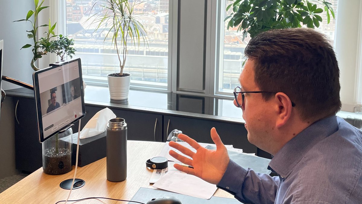 Vincze Loránt (@vinczelorant) on Twitter photo 🇺🇳🤝🇪🇺 #MinorityRights are #HumanRights: this must become self-evident! Great meeting w/ <a href="/UN/">United Nations</a> Special Rapporteur <a href="/fernanddev/">Former UN Special Rapporteur on Minority Issues</a>, a strong <a href="/MSPI_EU/">#MinoritySafePack Initiative</a> ally. <a href="/FUEN_Info/">FUEN</a> proudly partners for the #UN European Regional Forum on #Minority Issues. 2nd half of 2021 will bring important events! 🇺🇳🤝🇪🇺 #MinorityRights are #HumanRights: this must become self-evident! Great meeting w/ <a href="/UN/">United Nations</a> Special Rapporteur <a href="/fernanddev/">Former UN Special Rapporteur on Minority Issues</a>, a strong <a href="/MSPI_EU/">#MinoritySafePack Initiative</a> ally. <a href="/FUEN_Info/">FUEN</a> proudly partners for the #UN European Regional Forum on #Minority Issues. 2nd half of 2021 will bring important events!