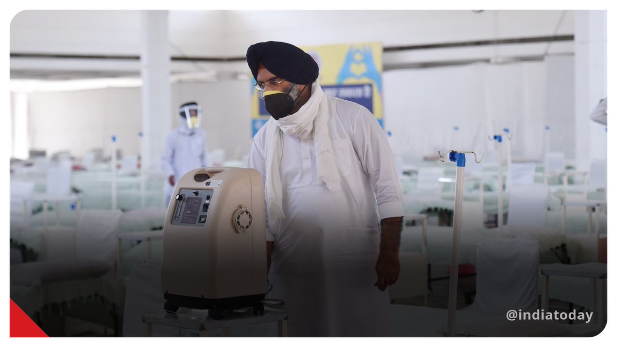 SinghLions's tweet photo. Sikh volunteers set up a temporary #COVID19 care centre with 200 beds with oxygen at Gurudwara Rakab Ganj in New Delhi.
 #CovidIndiaSos #Covid19IndiaHelp https://t.co/Dx4PKbcUqP
