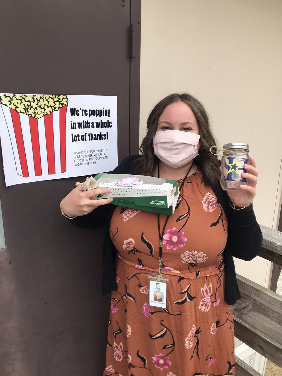 ShaneBarham1976's tweet photo. Thanks to @hunter_pta for making our staff feel special on Day 1 of Teacher Appreciation Week! Individual Coffee, Packs of Donuts, & a Hunter Jar to be used as a flower vase later in the week! @HunterPrincipal @CentralWCPSS @WCPSS #HunterStars #TeacherAppreciationWeek https://t.co/x9cpeFLlVY