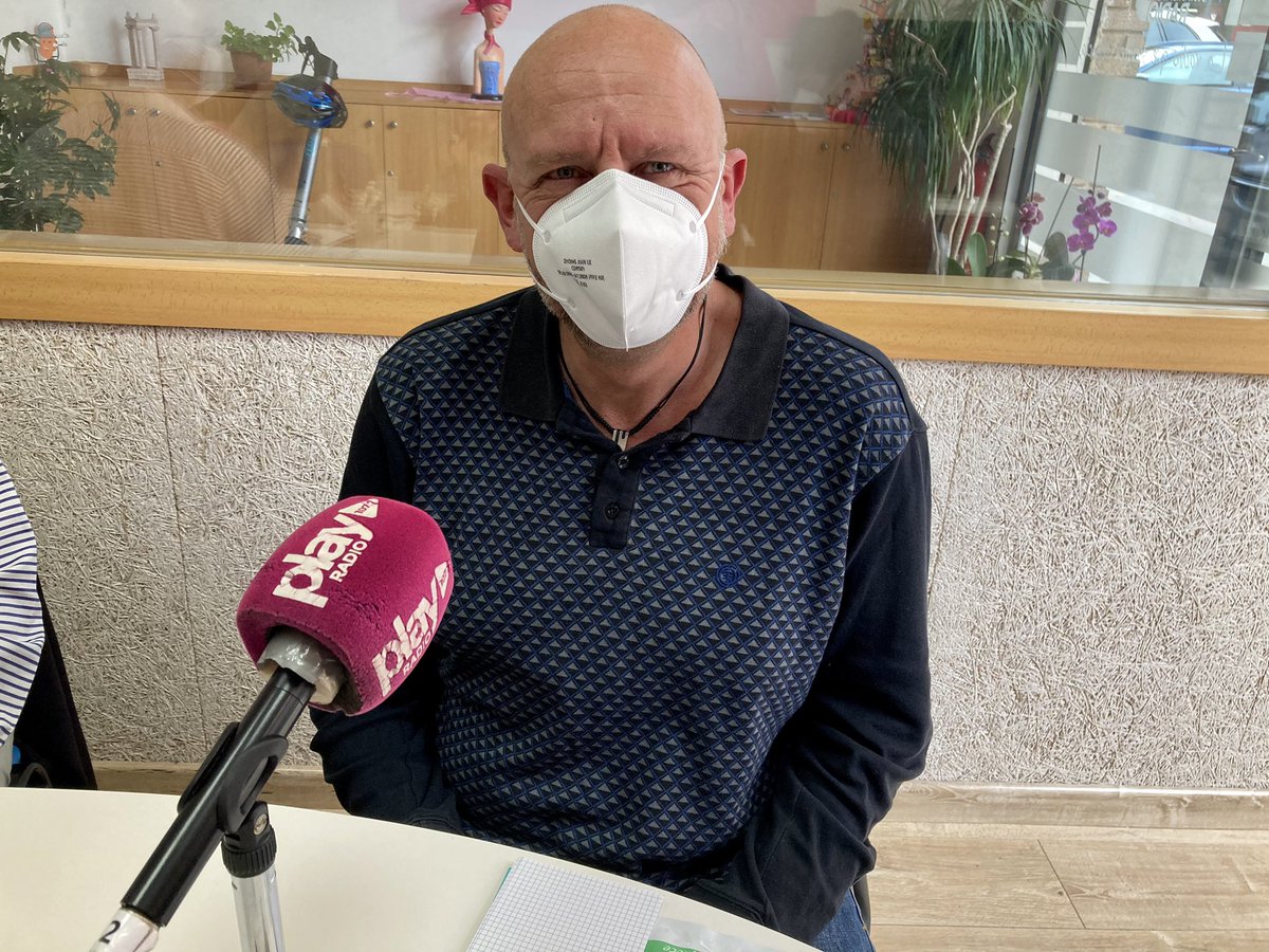 playradiovlc's tweet photo. 🔴 ESTRENO| UN CAFÉ CON ADÁN 

✅ Primer café con Chema Tamarit, Javier Almela y Juan Enrique Martínez Albuixech

▶️ Entrevista con el Senador del @PPSenado @JVMariBoso 

▶️ @uncafeconadan , lunes y jueves de 17h a 18h, con @antonioadanpla1 

#LaRadioQueSienteValencia https://t.co/h1BA0mFNiS