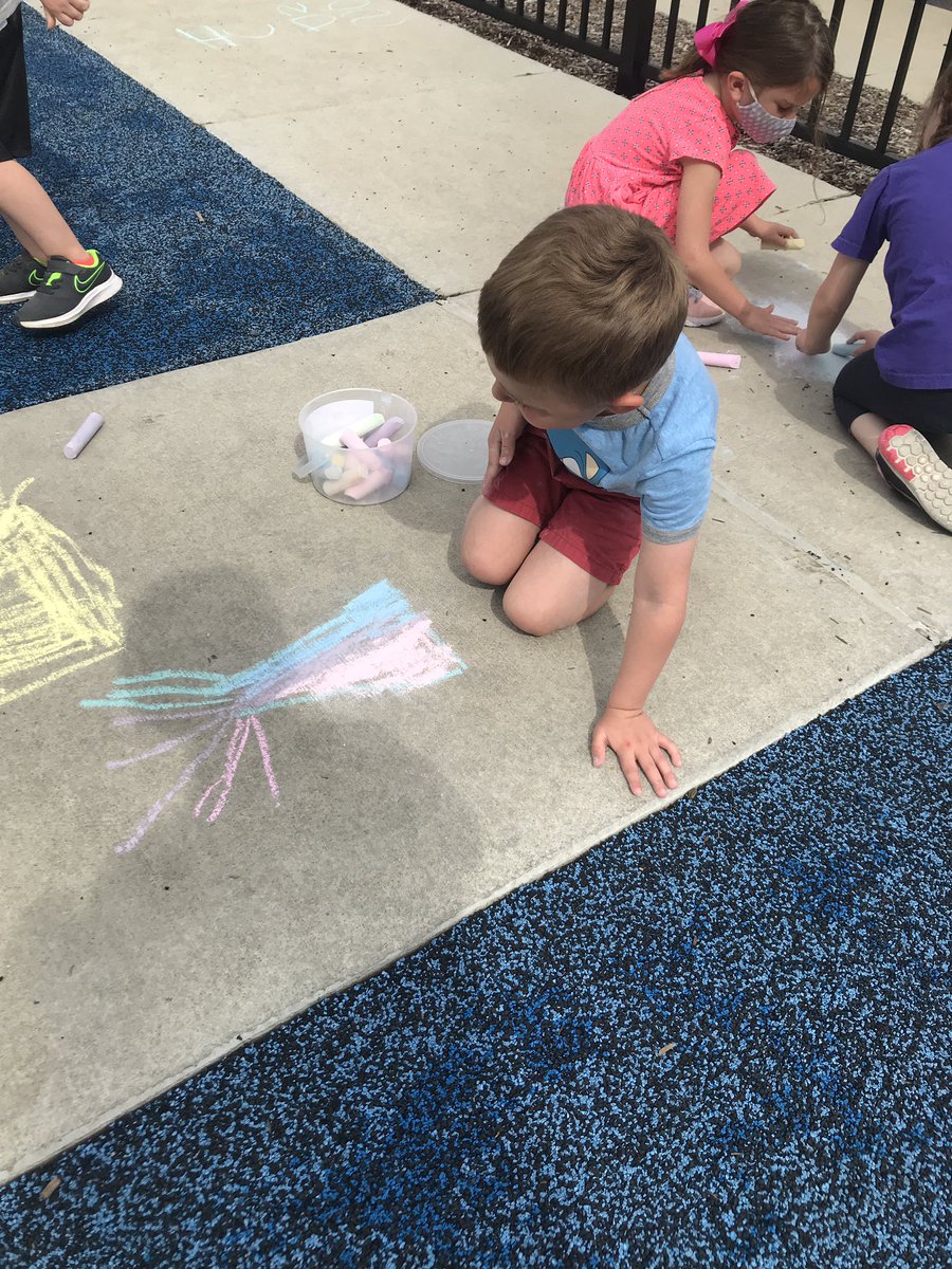 Beautiful weather makes for a perfect sidewalk chalk kind of day. <a href="/CCLSChargers/">CCLS - St. Louis</a>