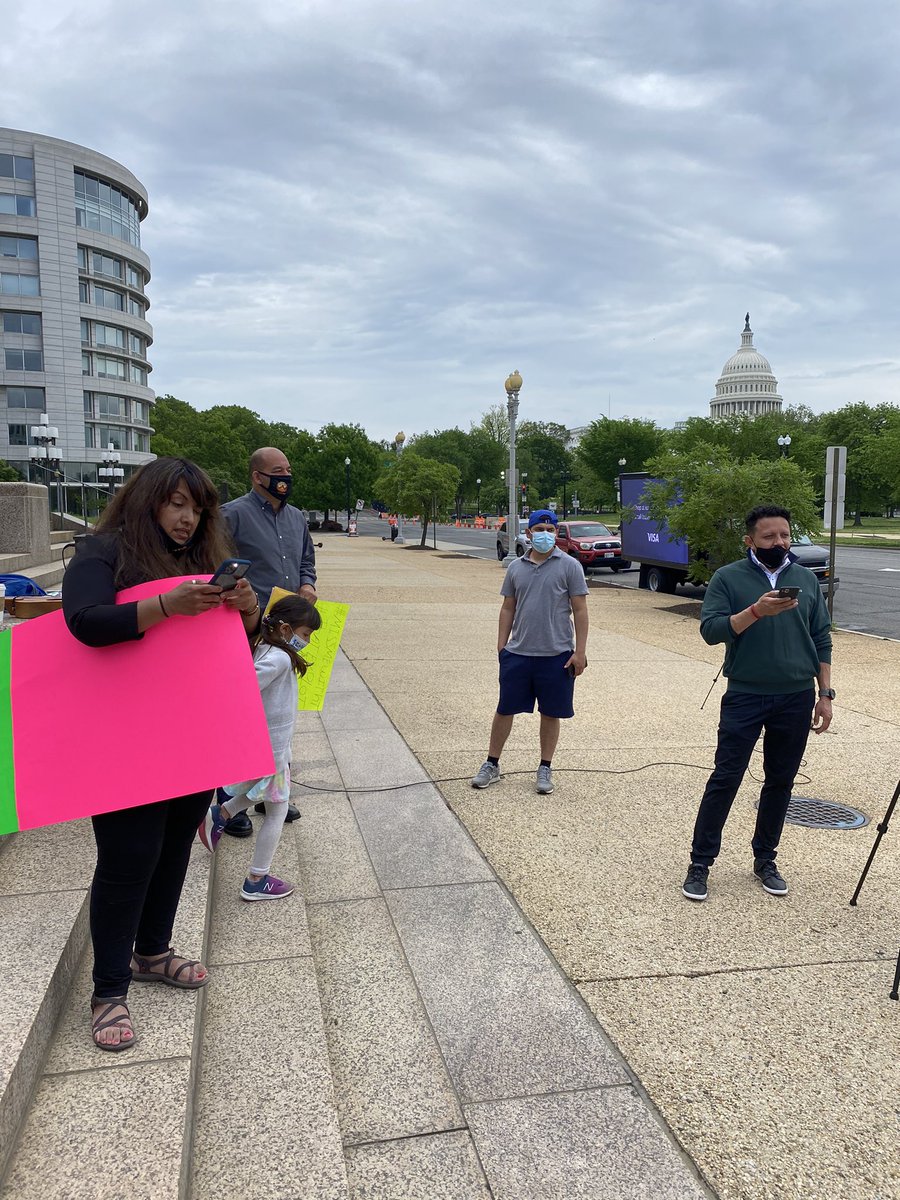 IAJEofMS's tweet photo. #HappeningNow: Mississippi Workers Alliance (IAJE) Delivering Petition to US Labor Dept in Washington DC, calling on Sec Marty Walsh to #UndoTheHarm #MissMeWithThatExploitation
#DaleMS #MartyWalsh #Labor #MayDay #EssentialWorkers #AllLaborIsEssential https://t.co/WE8Is8whUZ