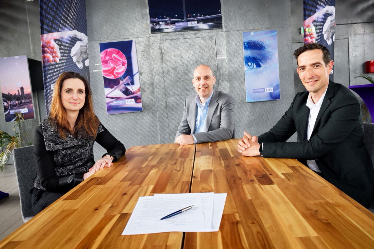 The new AI Planner of the Future research program will start this year! 🤩 It focuses on the intertwining of technology and humanity in #AI context for supply chains and logistics, takes a total of 5 years (2021-2026), for students and researchers! More info; see @tomvanwoensel.